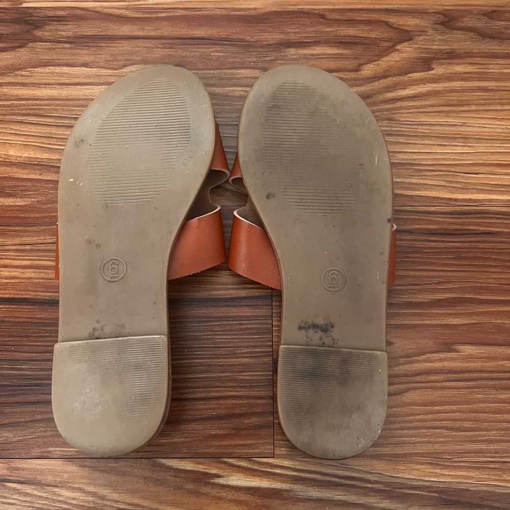 sandals bundle - Picture 3 of 5